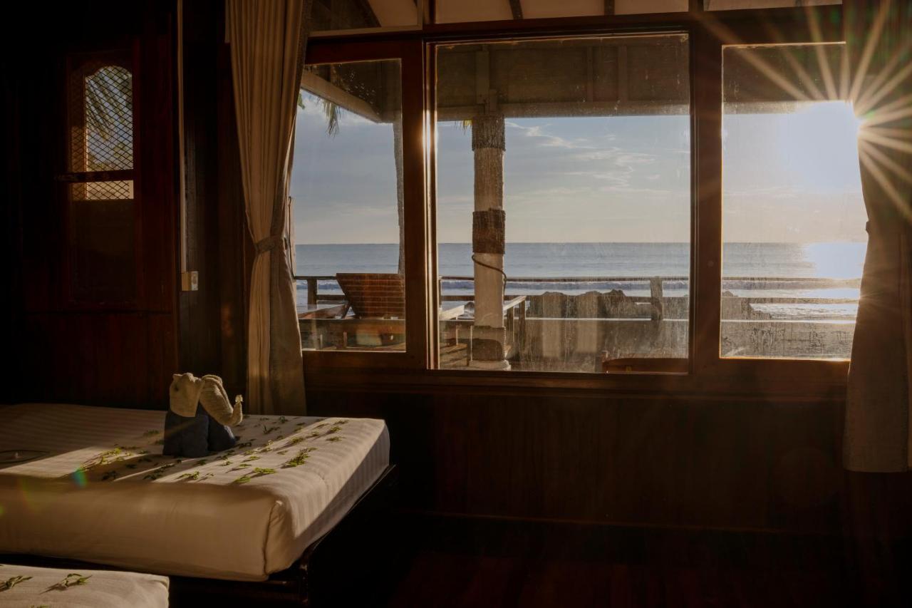 Lagoon Ngapali Beach Lodge Экстерьер фото