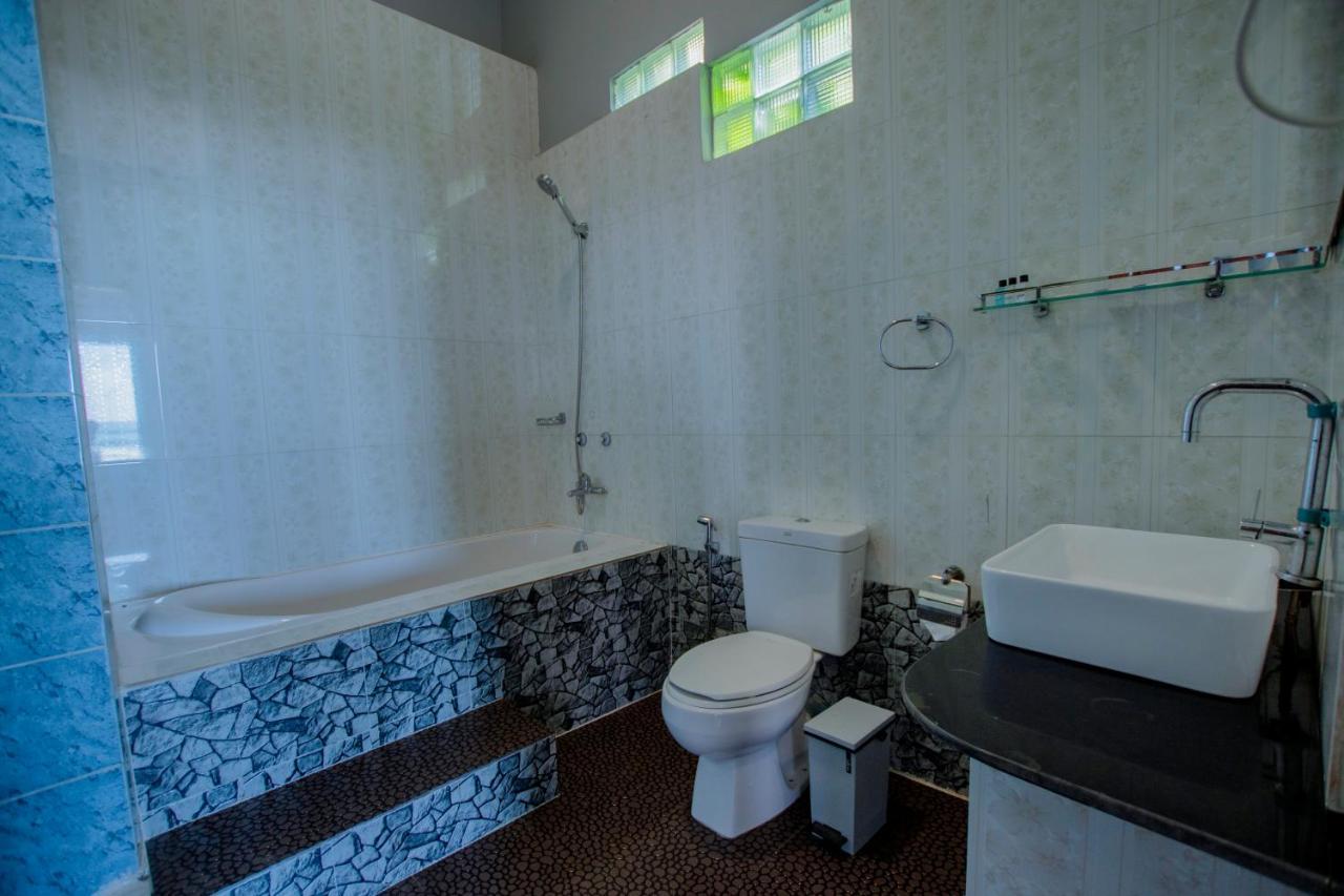 Lagoon Ngapali Beach Lodge Экстерьер фото